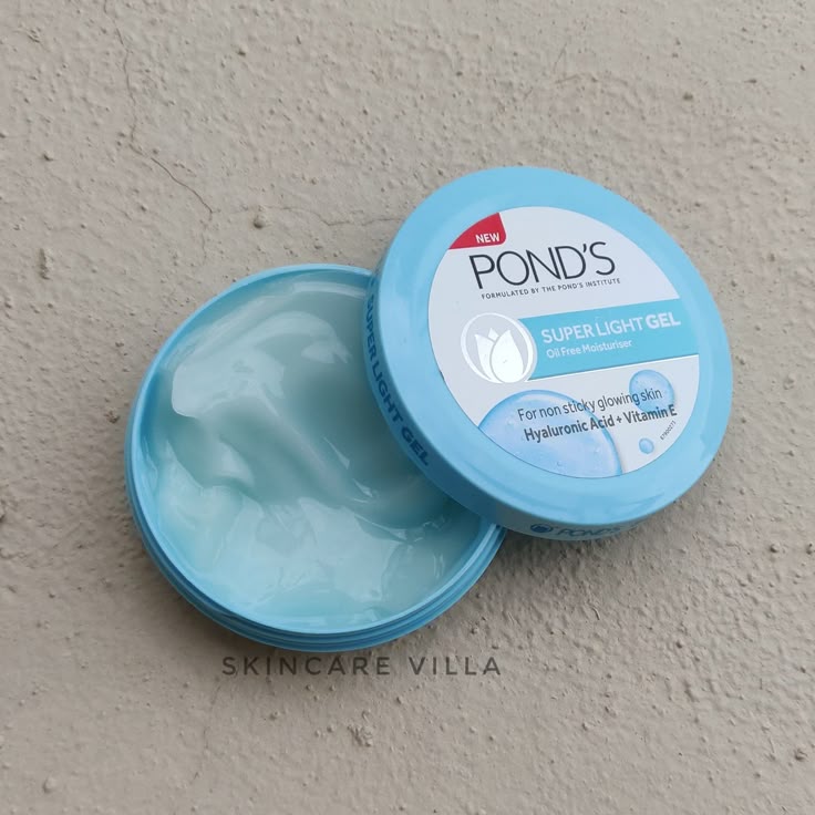 Pond's Super Light Gel Oil-Free Moisturizer